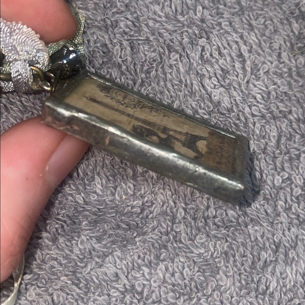 🌵Vintage hand designed Paris necklace! - Picture 6 of 7